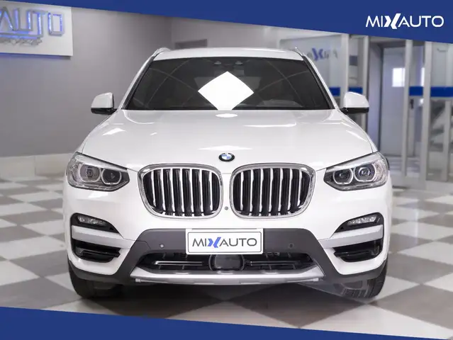 BMW X3 view 2