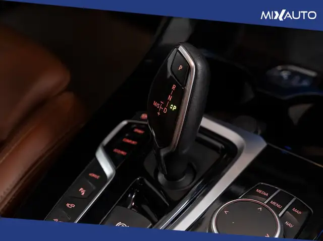 BMW X3 view 13