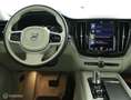 Volvo XC60 2.0 T8 Twin Engine AWD |Luchtvering|Pano|Trekh|ACC Noir - thumbnail 31
