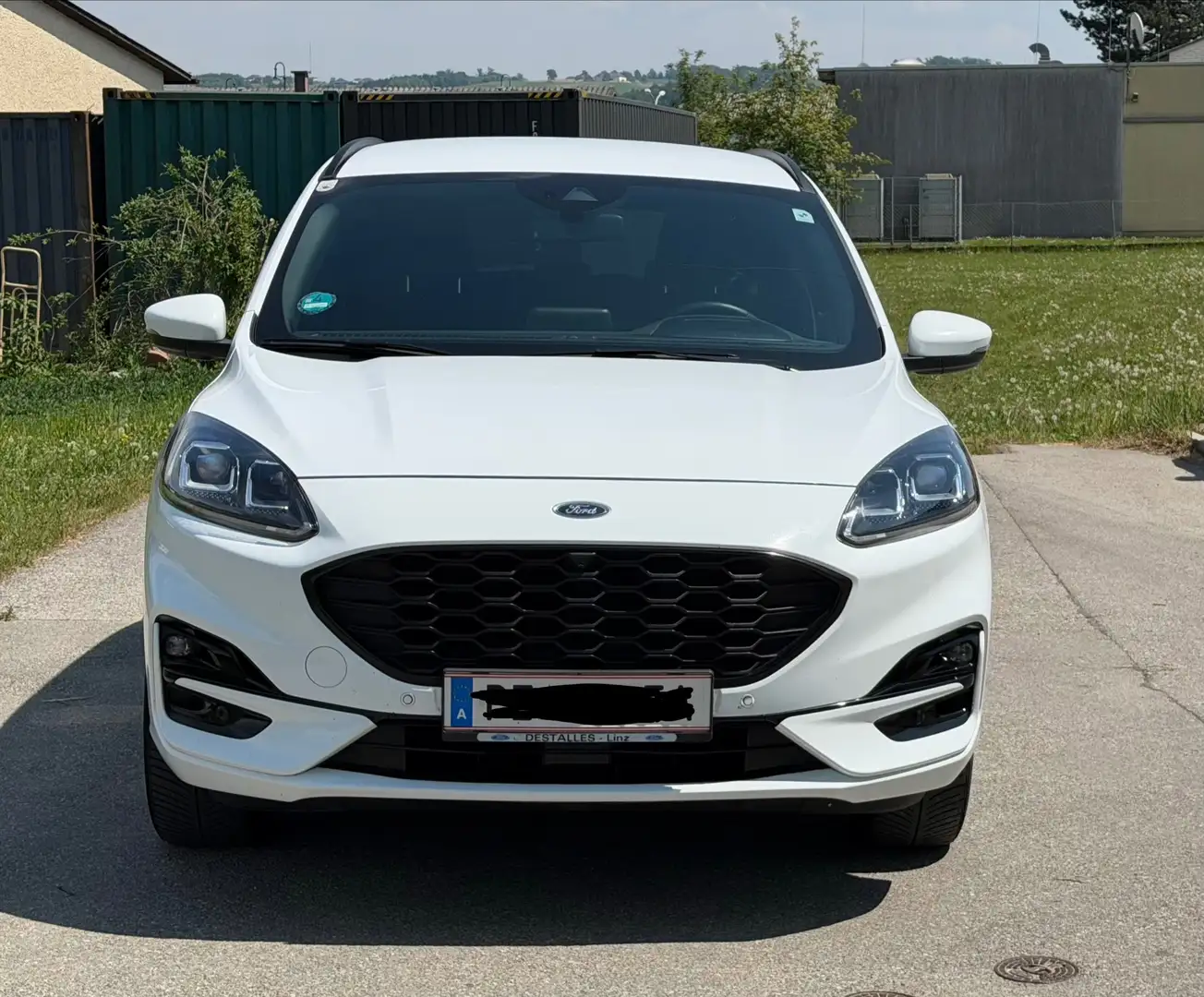 Ford Kuga Kuga 2,5 Duratec FHEV AWD ST-Line Aut. ST-Line Weiß - 1