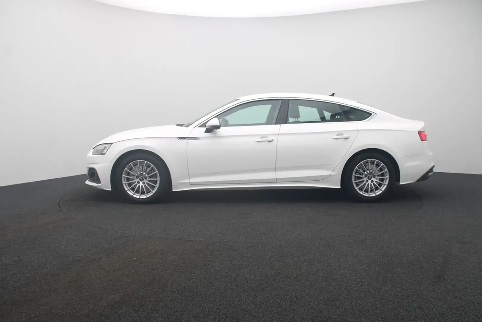 Audi A5 Sportback 35 TDI . Navi Einparkhilfe SHZ Blanc - 2