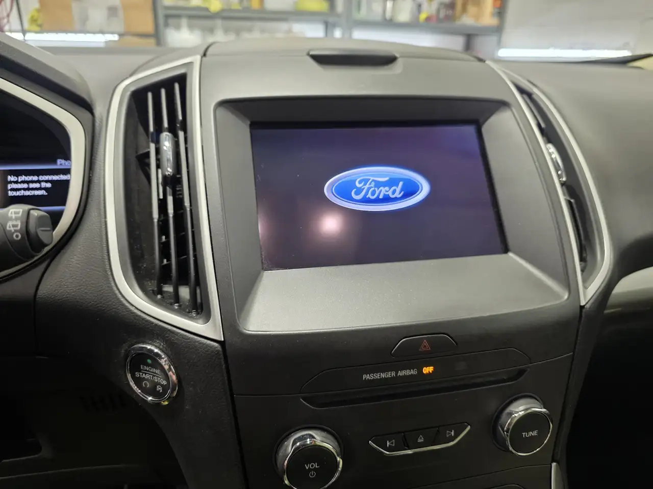 Ford Edge photo Ford Edge