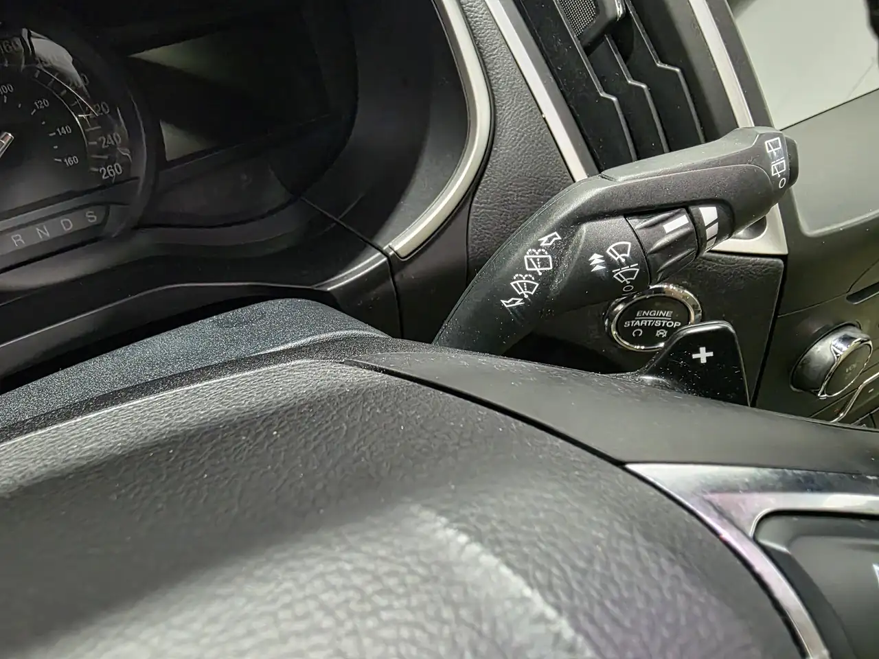 Ford Edge photo Ford Edge