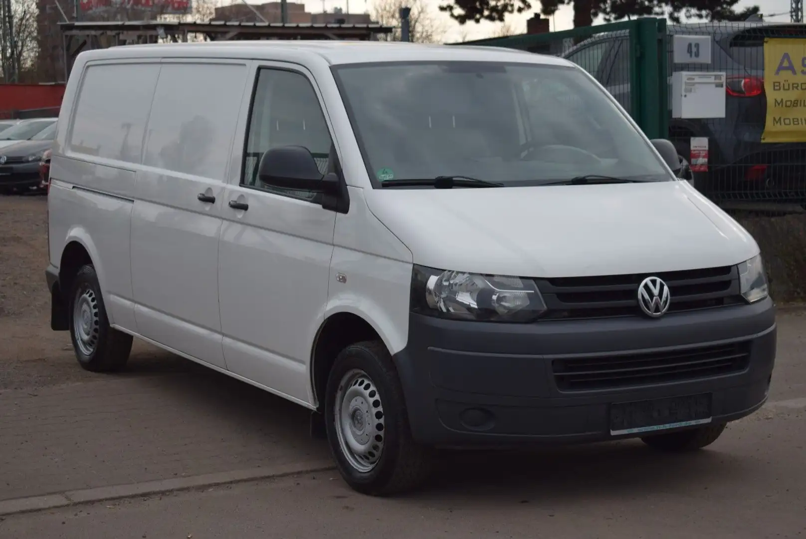 Volkswagen T5 Transporter Kasten-Kombi Kasten lang Weiß - 2
