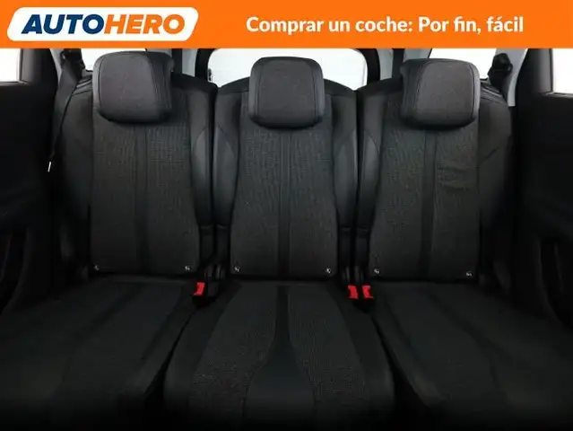 Peugeot 5008 view 16