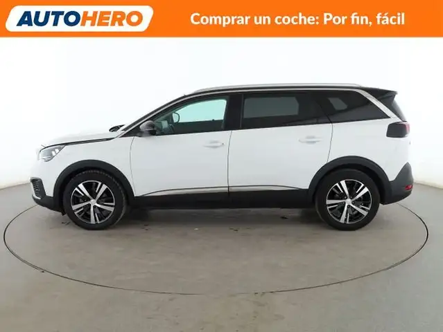 Peugeot 5008 view 3