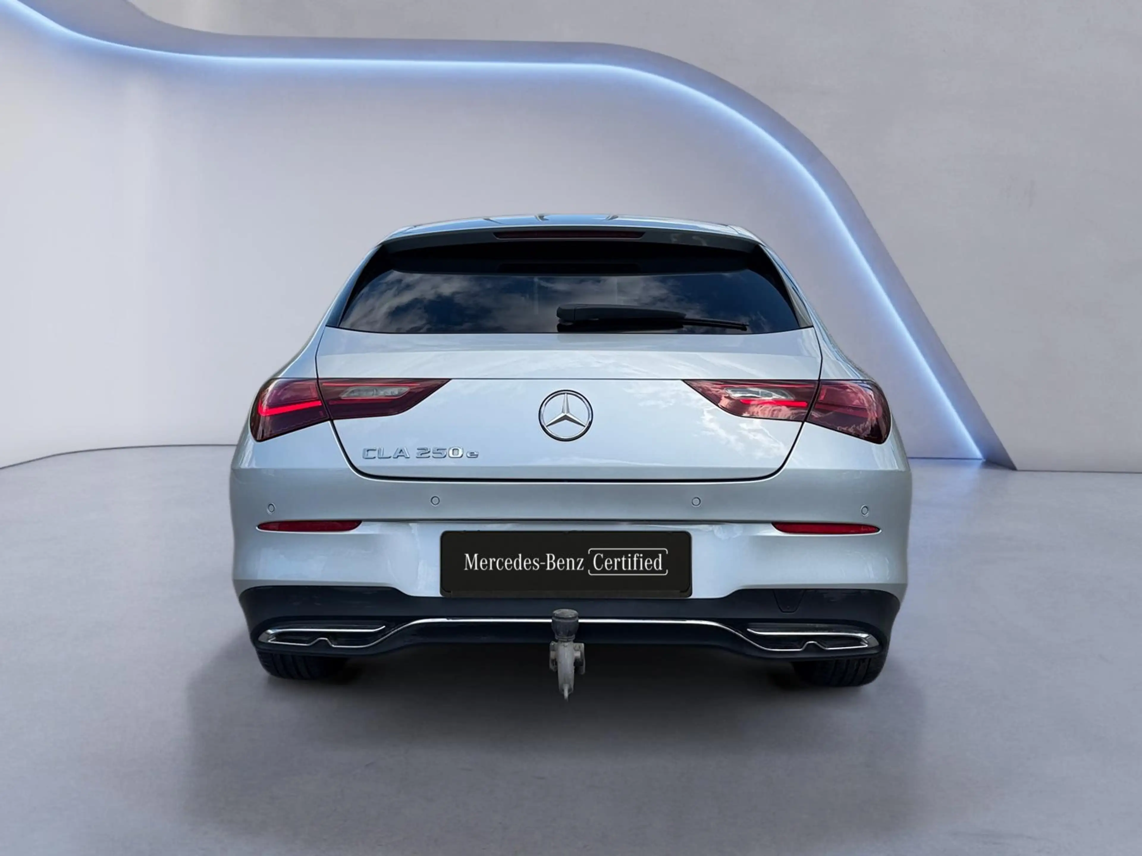 Mercedes-Benz CLA 250 Shooting Brake CLA e Luxury Line — photo 4