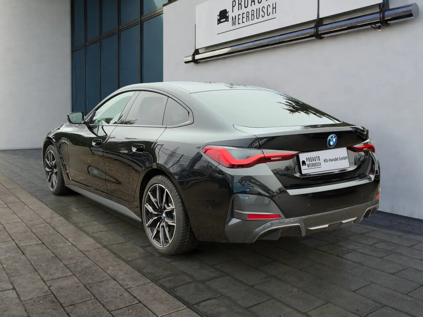 BMW i4 40 eDrive M Sport MMRY/H&K/LASER/KMFRTZGNG/HUD Schwarz - 2