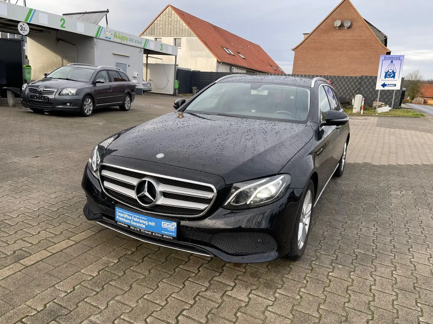 Mercedes-Benz E 220 E T-Modell E 220 d Schwarz - 1