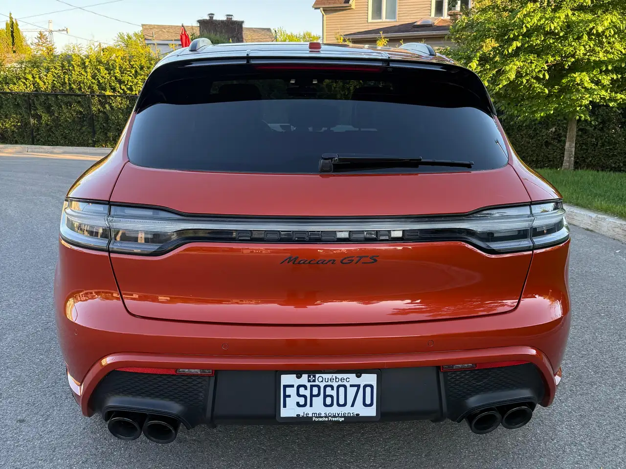 Porsche Macan photo Porsche Macan