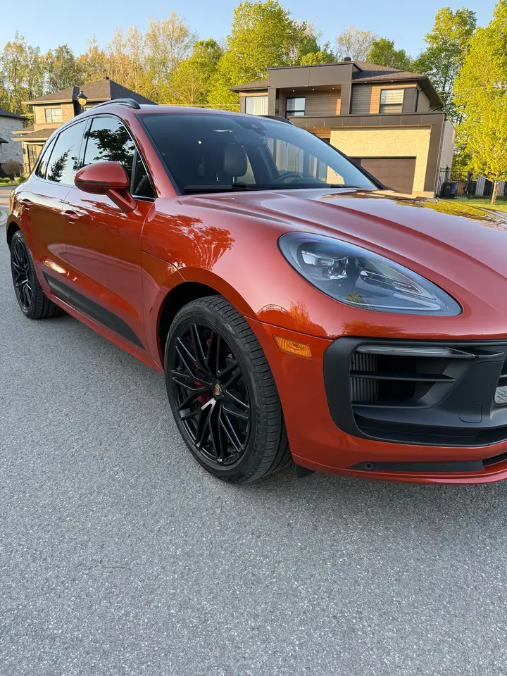 Porsche Macan photo Porsche Macan