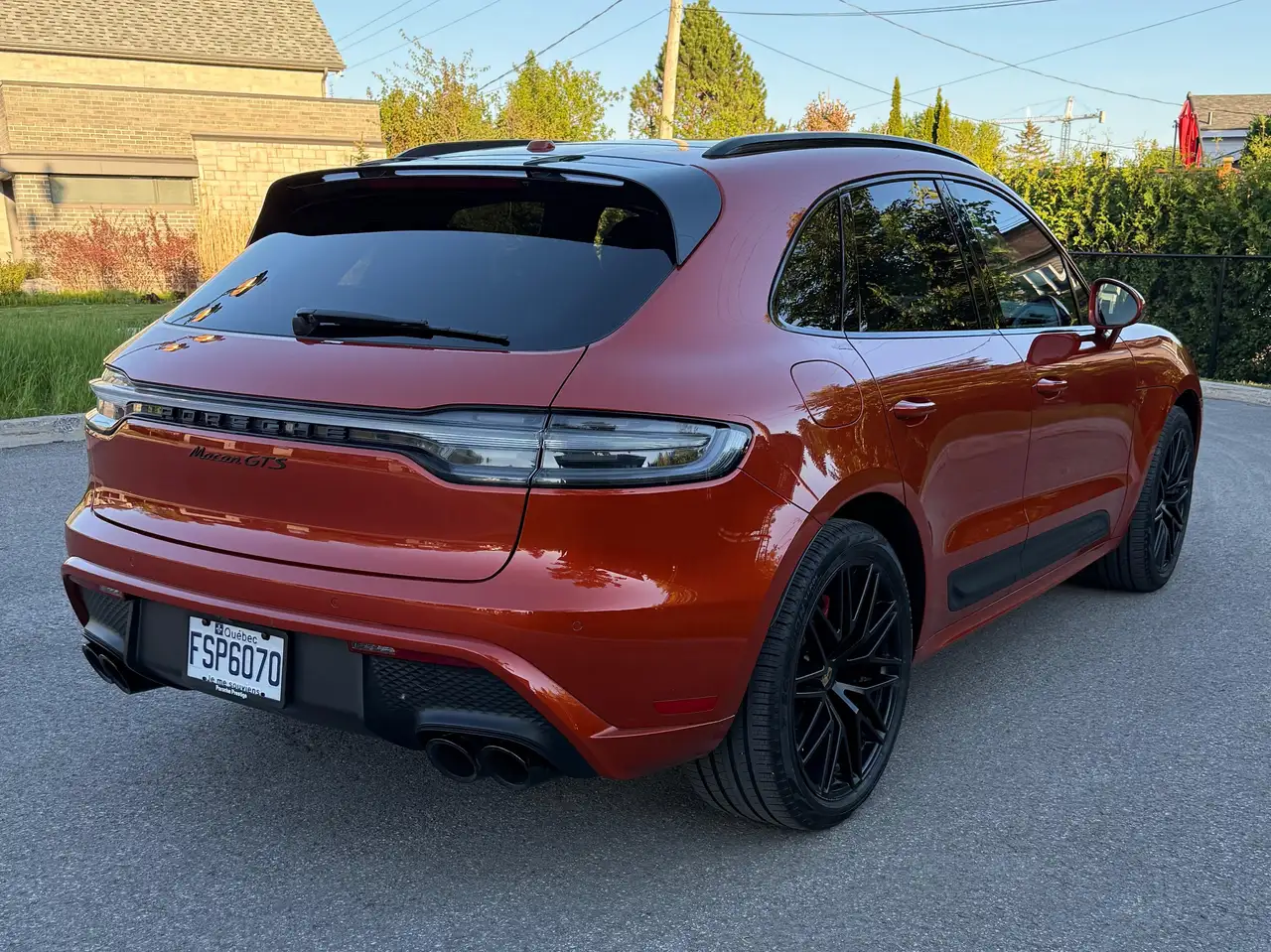 Porsche Macan photo Porsche Macan