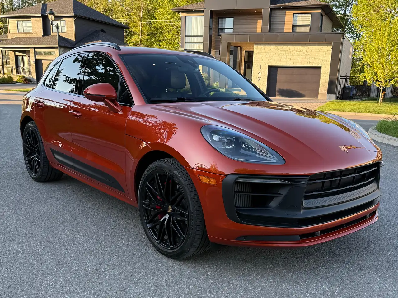 Porsche Macan photo Porsche Macan