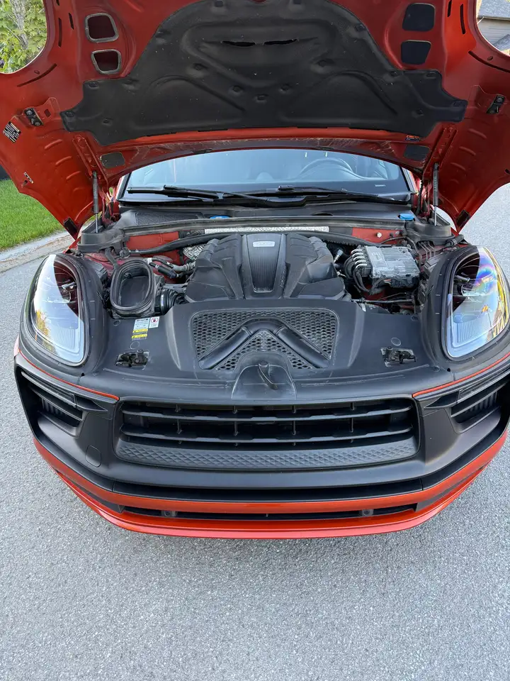 Porsche Macan photo Porsche Macan