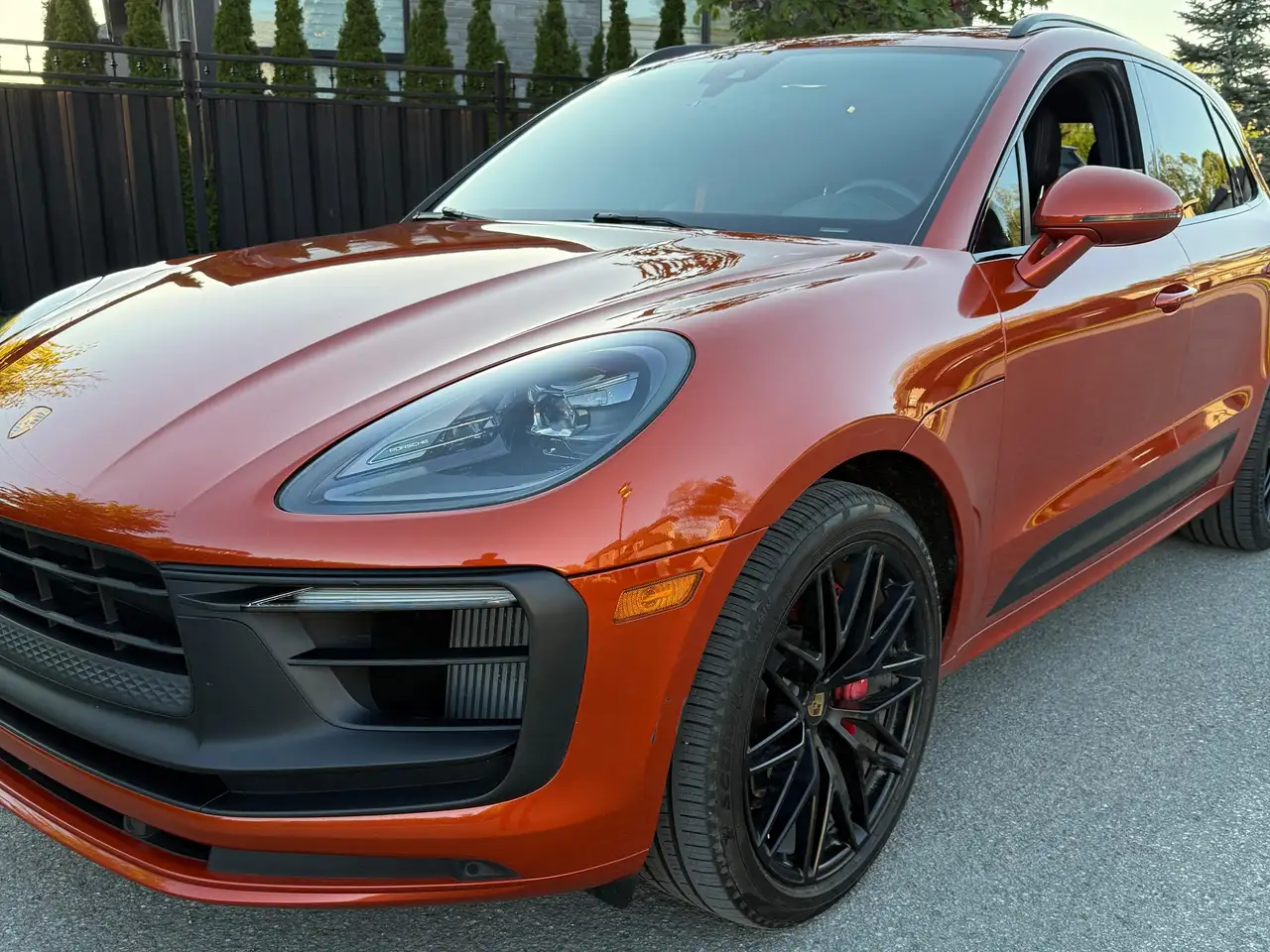 Porsche Macan photo Porsche Macan