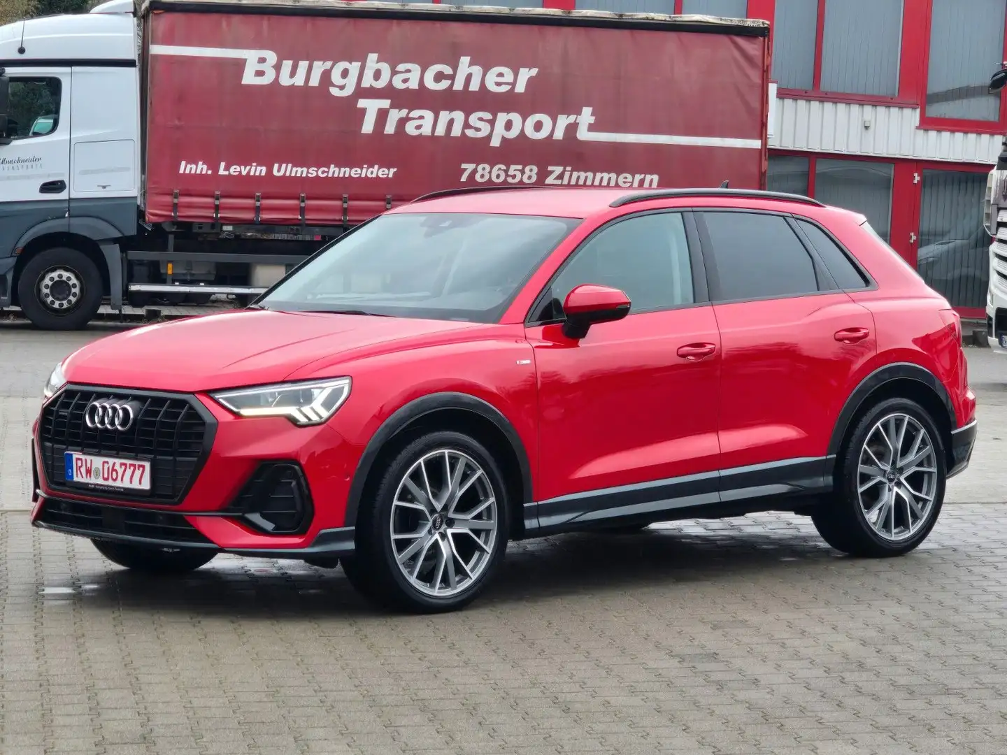Audi Q3 35 TDI quattro S-LINE/OPTIK PAKET/LED/NAVI Rot - 1