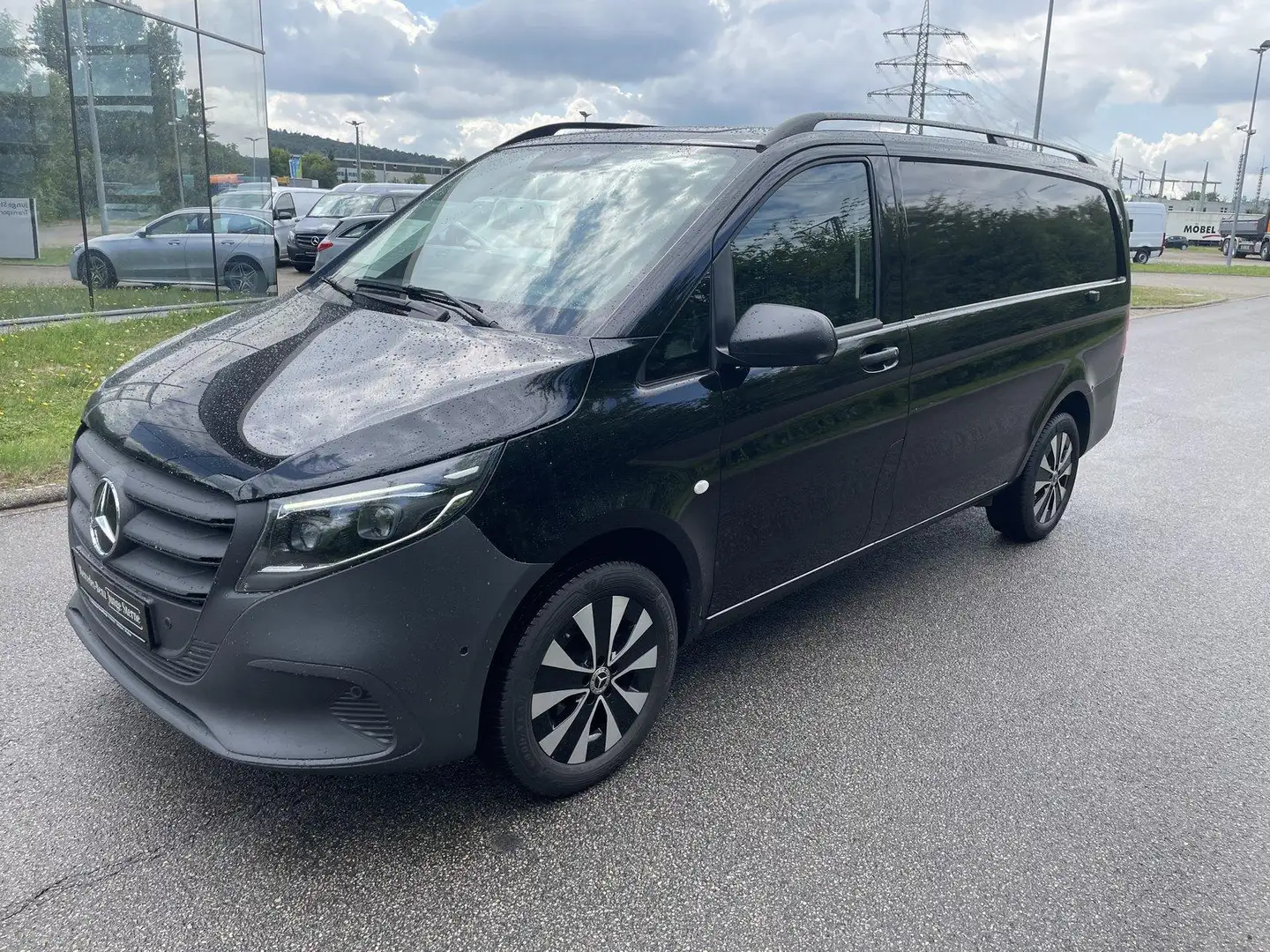 Mercedes-Benz Vito 116CDI 4x4 Pro lang AHK*Dist*MULTIBEAM*360° Schwarz - 1