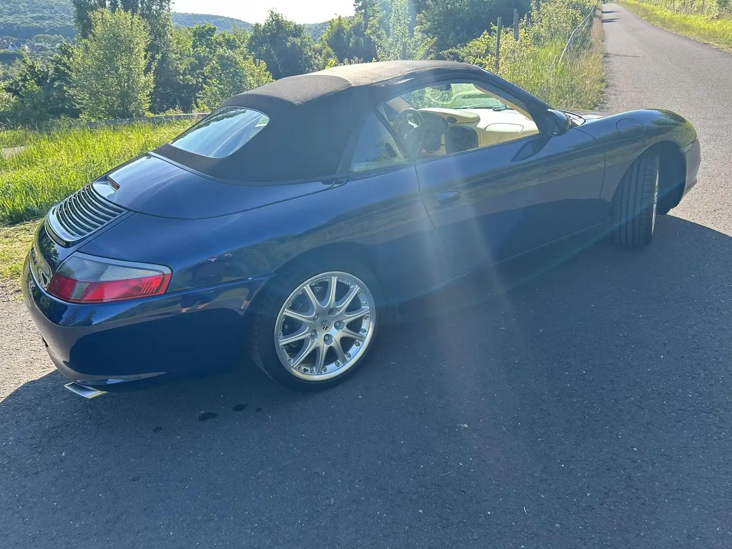 Porsche 996 911 Cabrio 911 Carrera Cabrio Blau - 2