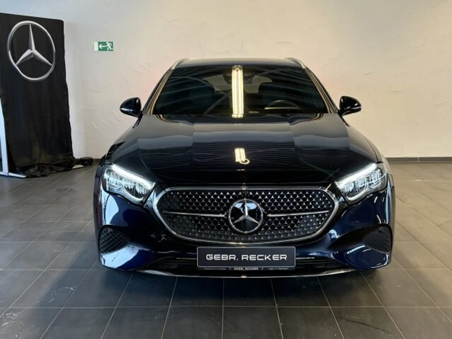 Mercedes-Benz E 300 E 300Tde Fahrassistenz-Paket AHK 360° LED 19" Blau - 2