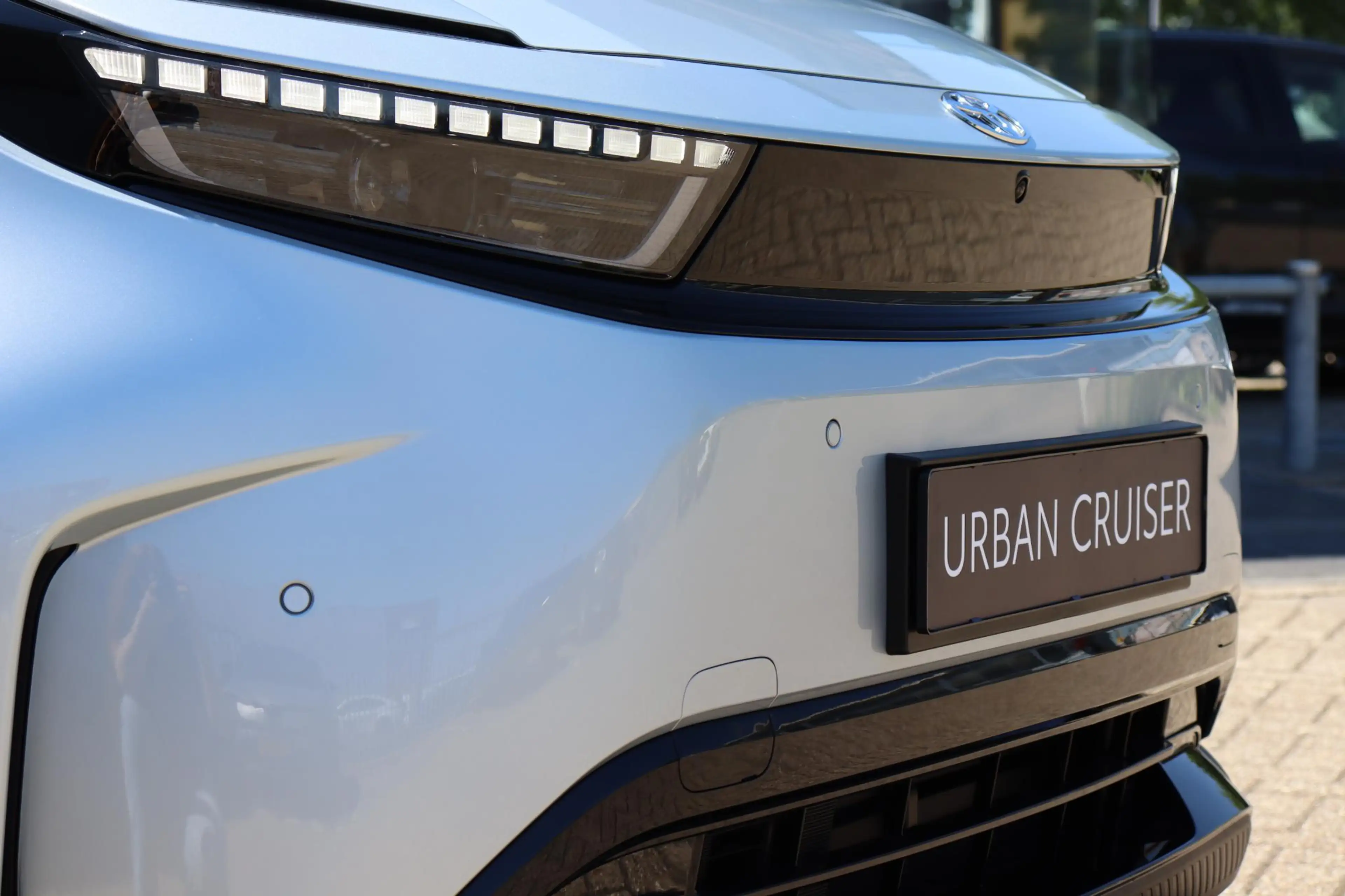Toyota Urban Cruiser Executive 61 kWh , Panorama dak, 360 camera en Nav — photo 8