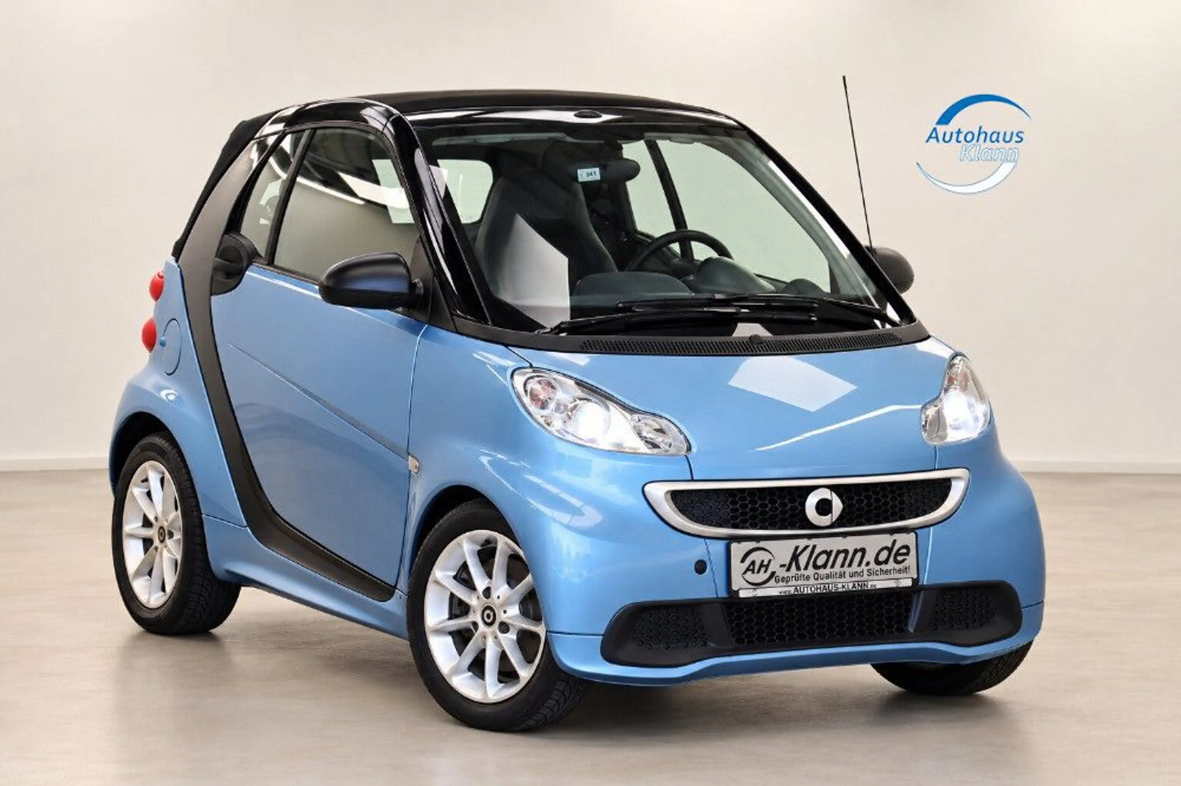smart forTwo Cabrio 71PS passion Servo Leder Navi SHZ