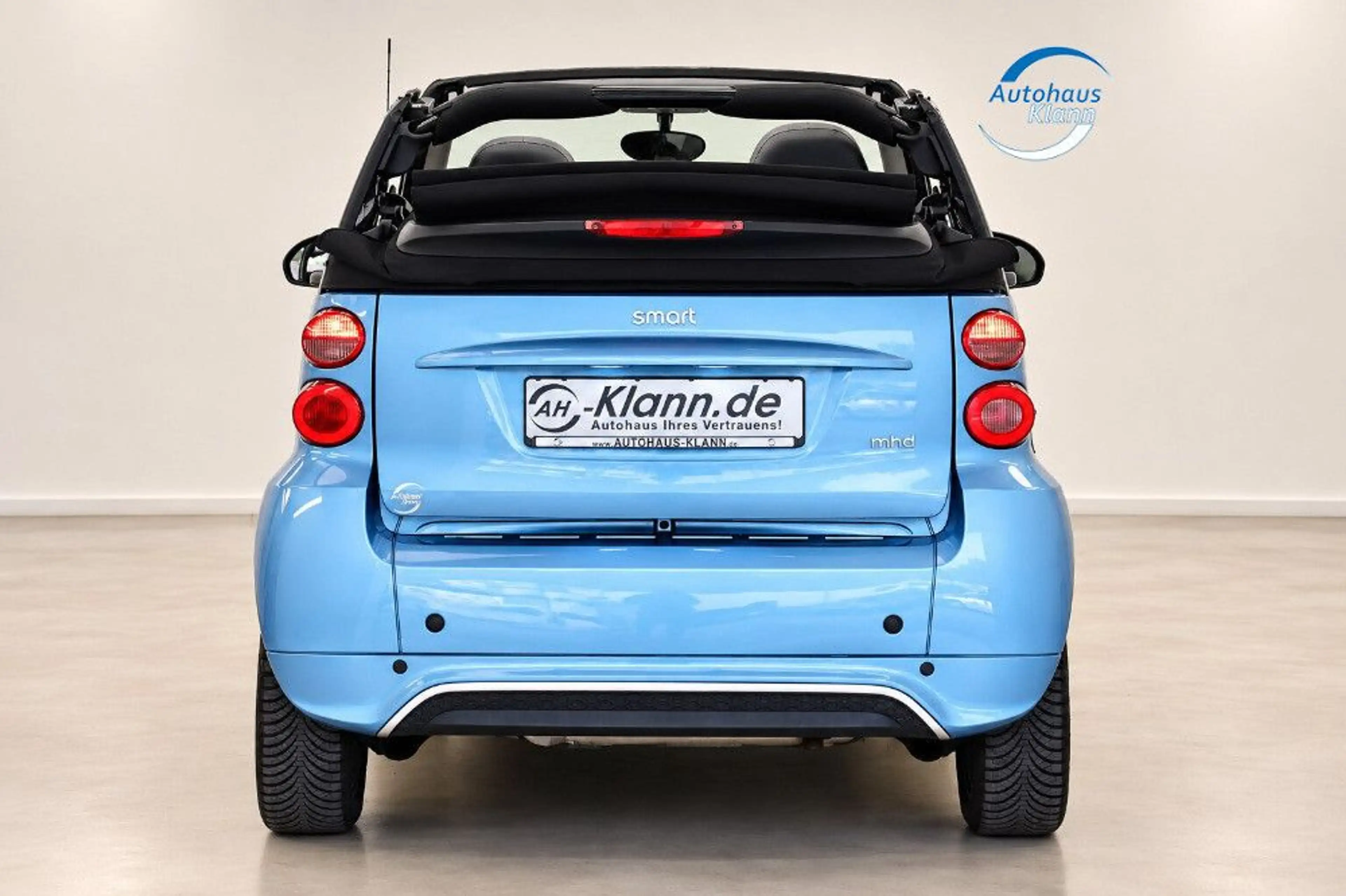 smart forTwo Cabrio 71PS passion Servo Leder Navi SHZ — photo 11