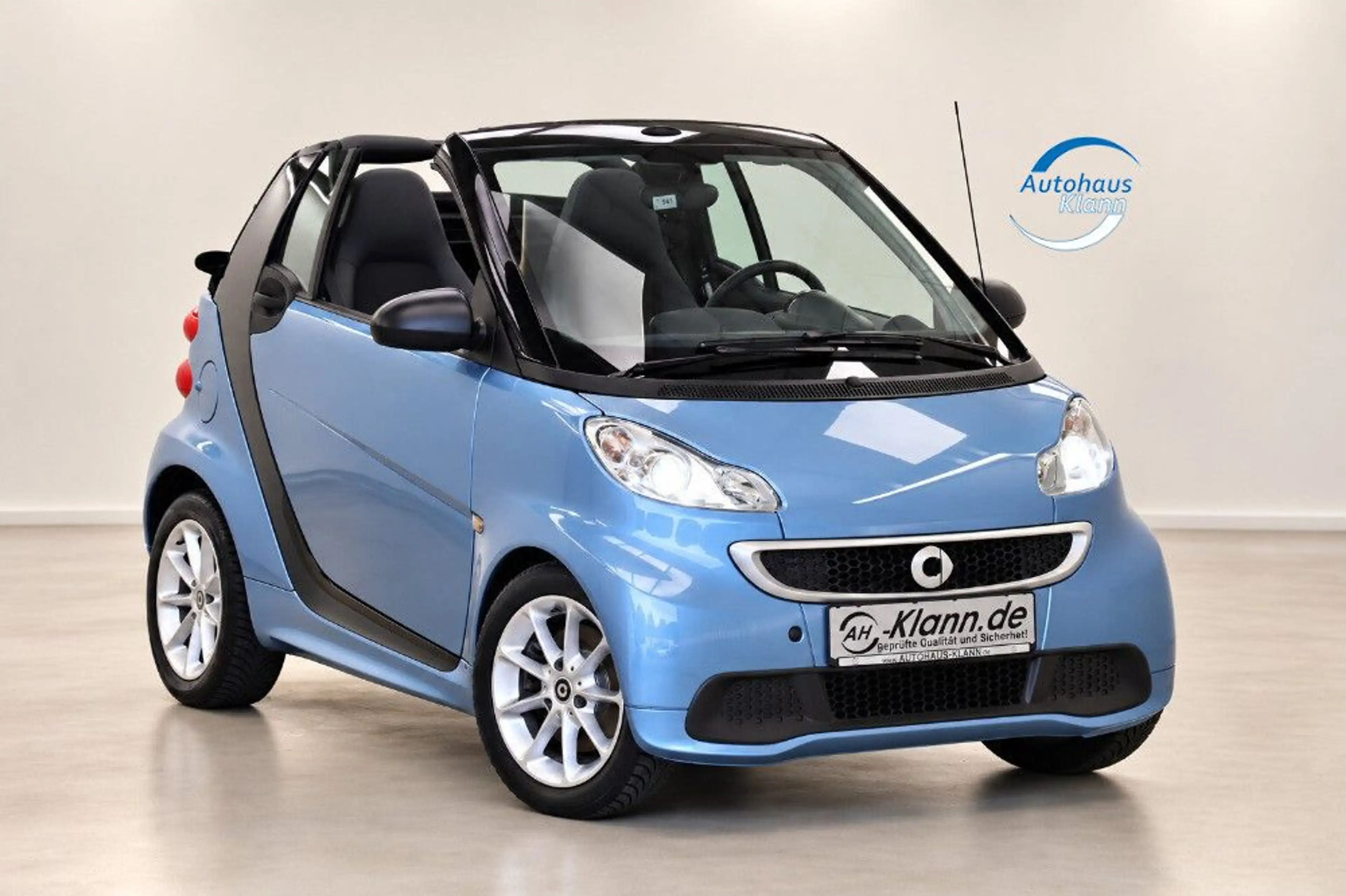 smart forTwo Cabrio 71PS passion Servo Leder Navi SHZ — photo 2