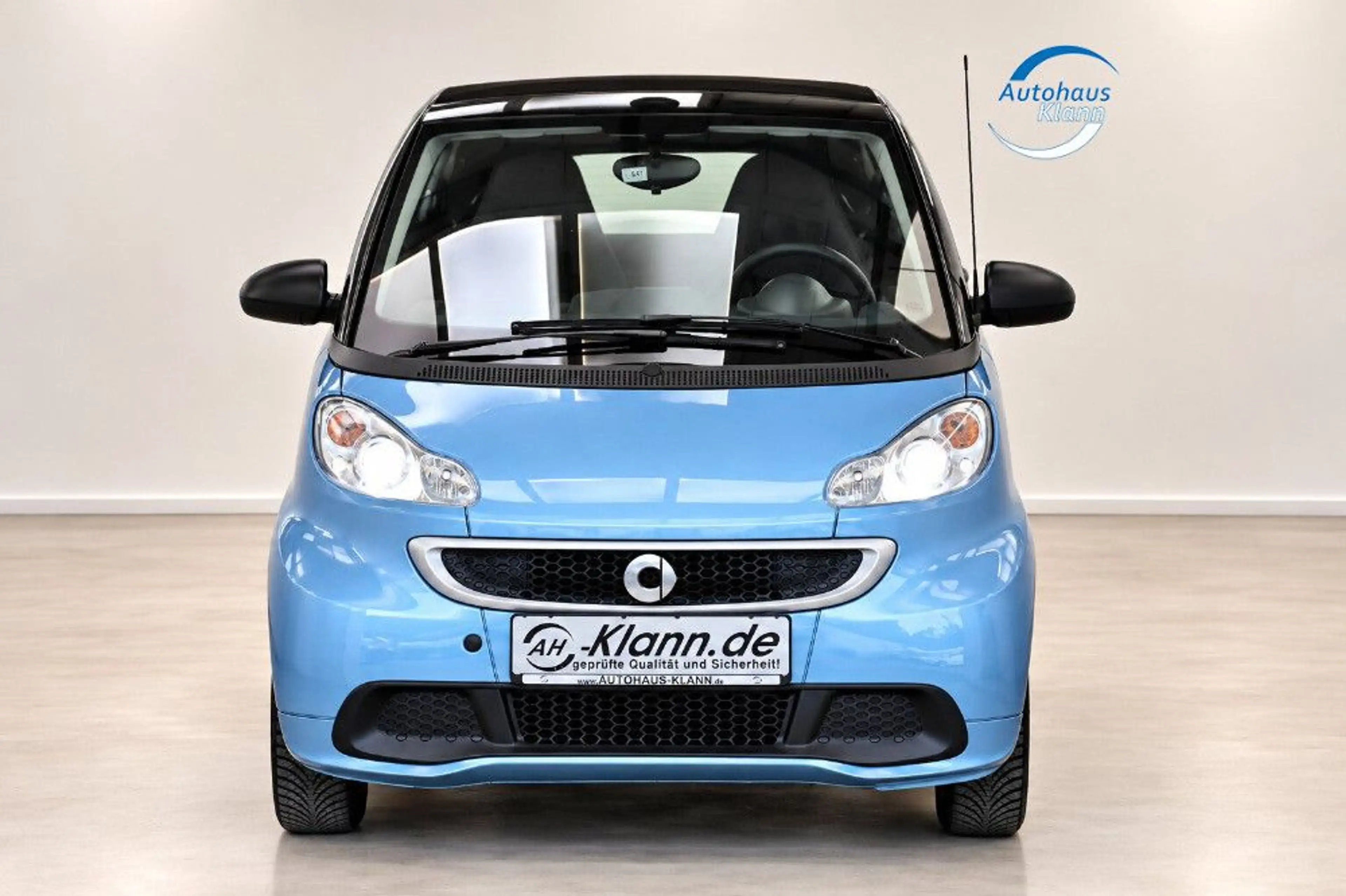 smart forTwo Cabrio 71PS passion Servo Leder Navi SHZ — photo 3