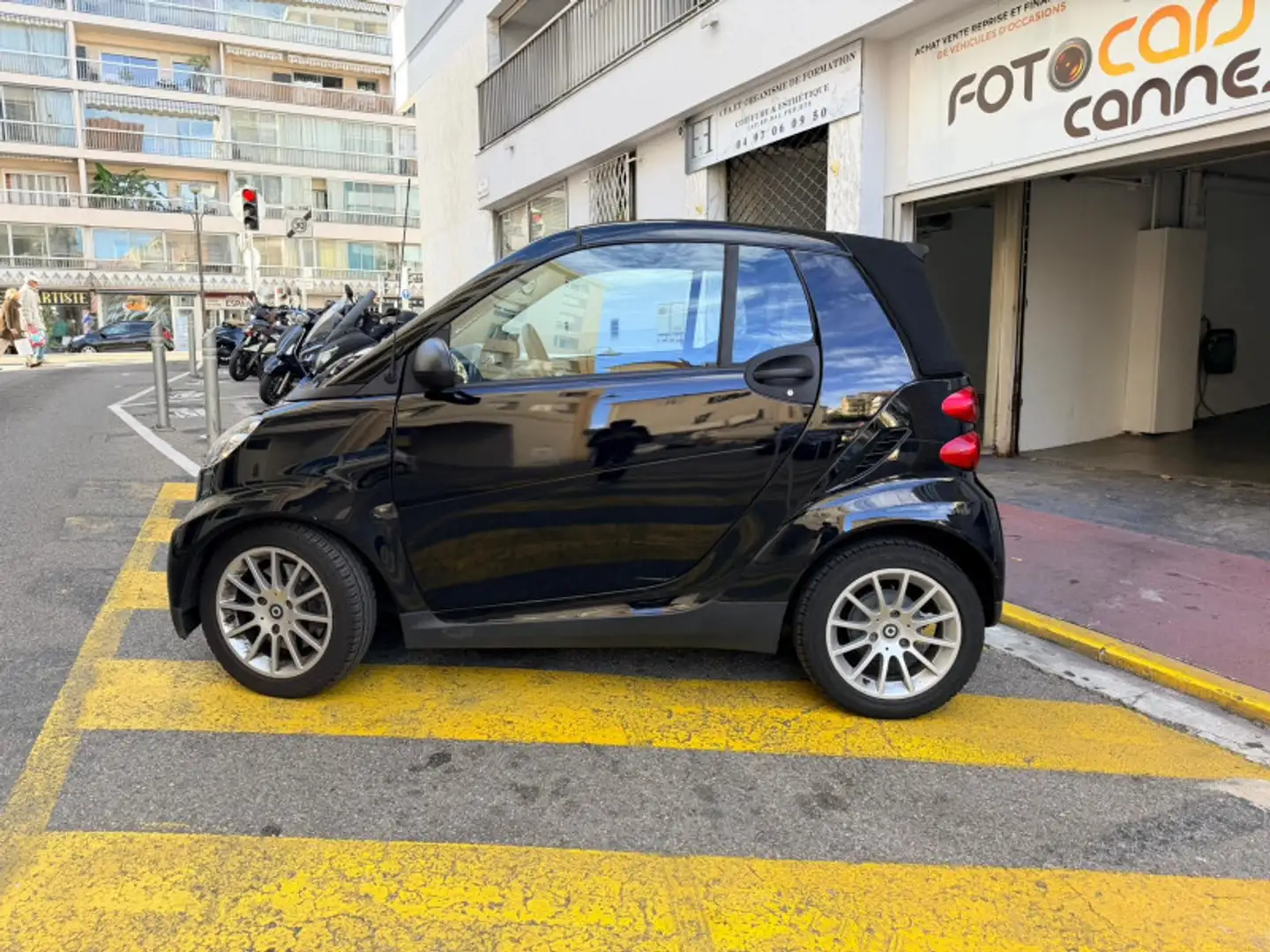 smart forTwo 71CH MHD PASSION SOFTOUCH Noir - 2
