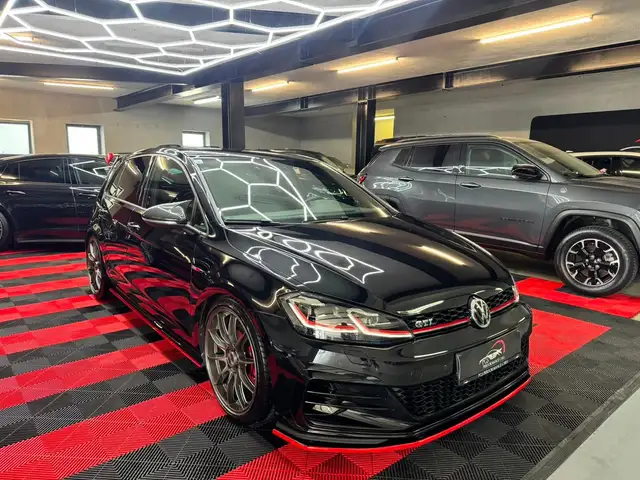 Volkswagen Golf GTI 2,0 TSI