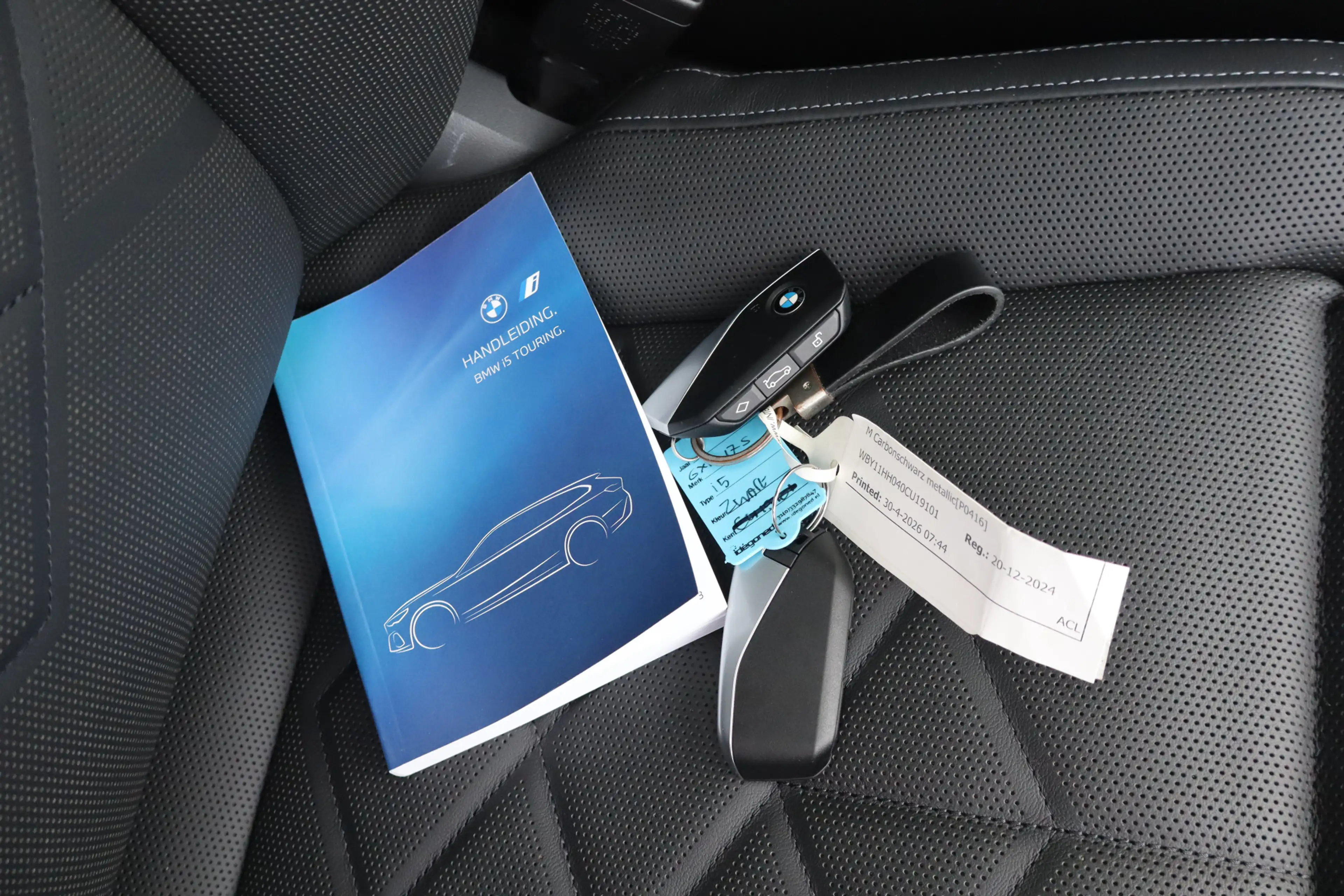 BMW i5 Touring eDrive40 M Sport Edition 84 kWh - NL Auto! — photo 41