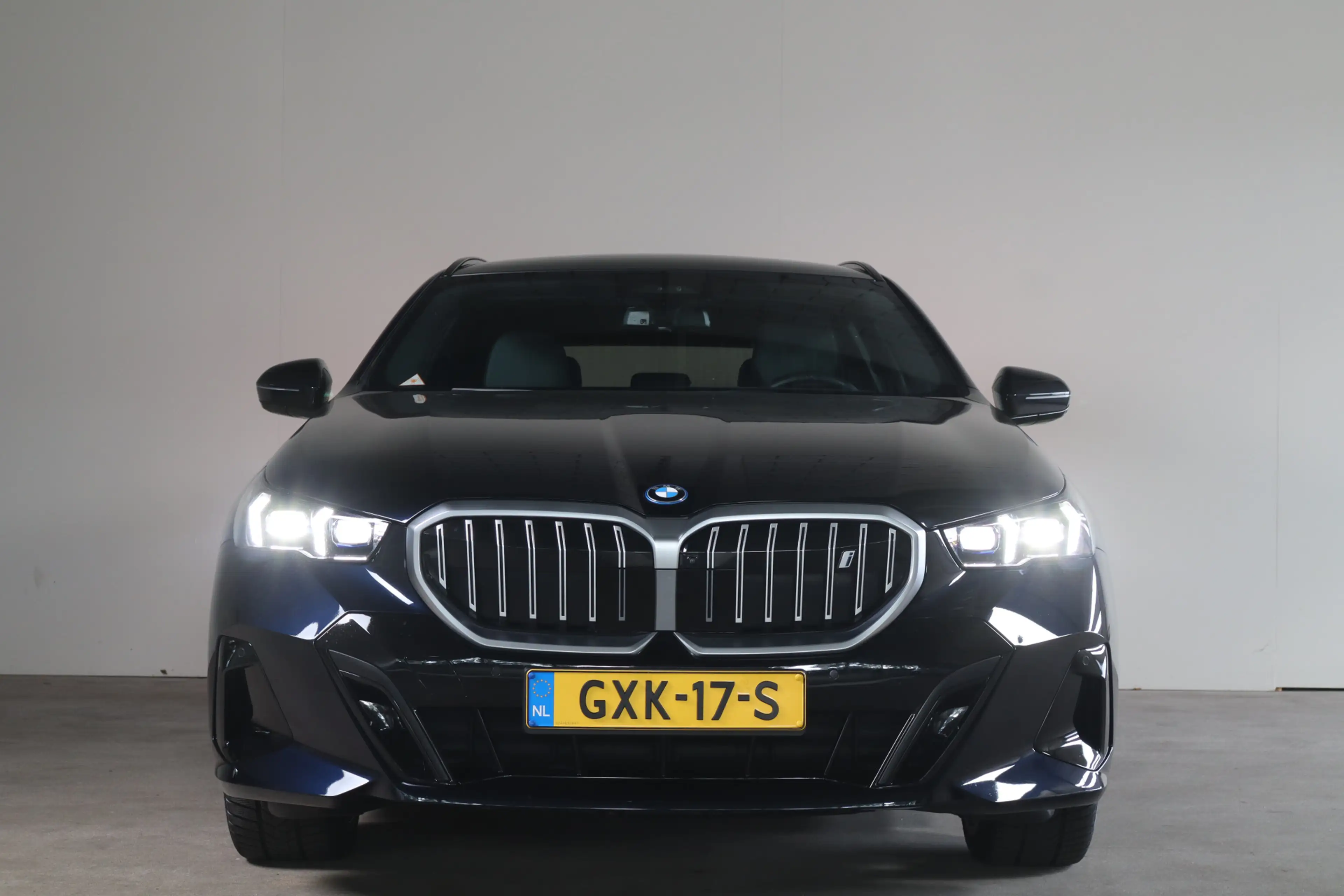 BMW i5 Touring eDrive40 M Sport Edition 84 kWh - NL Auto! — photo 42