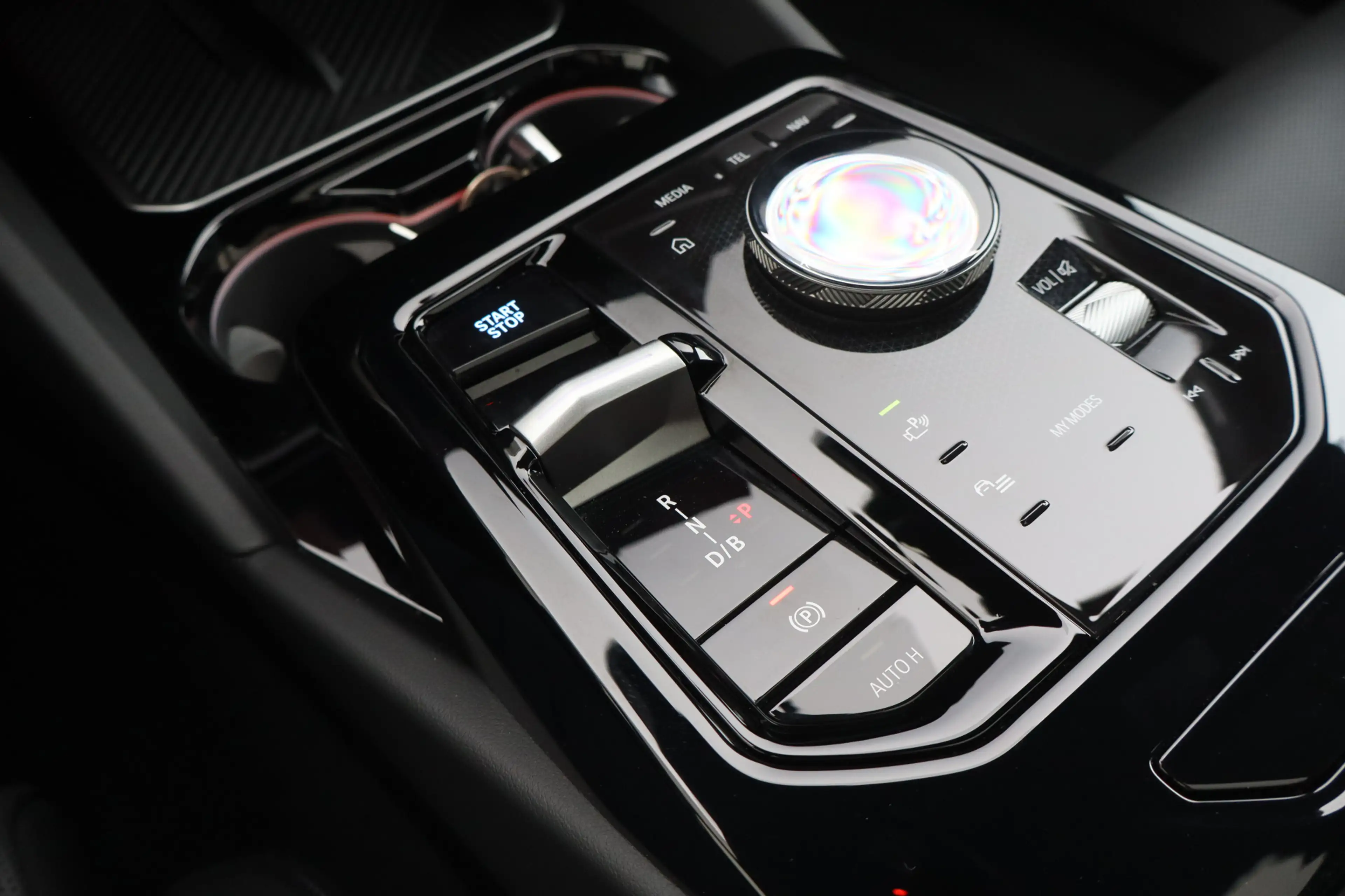 BMW i5 Touring eDrive40 M Sport Edition 84 kWh - NL Auto! — photo 31