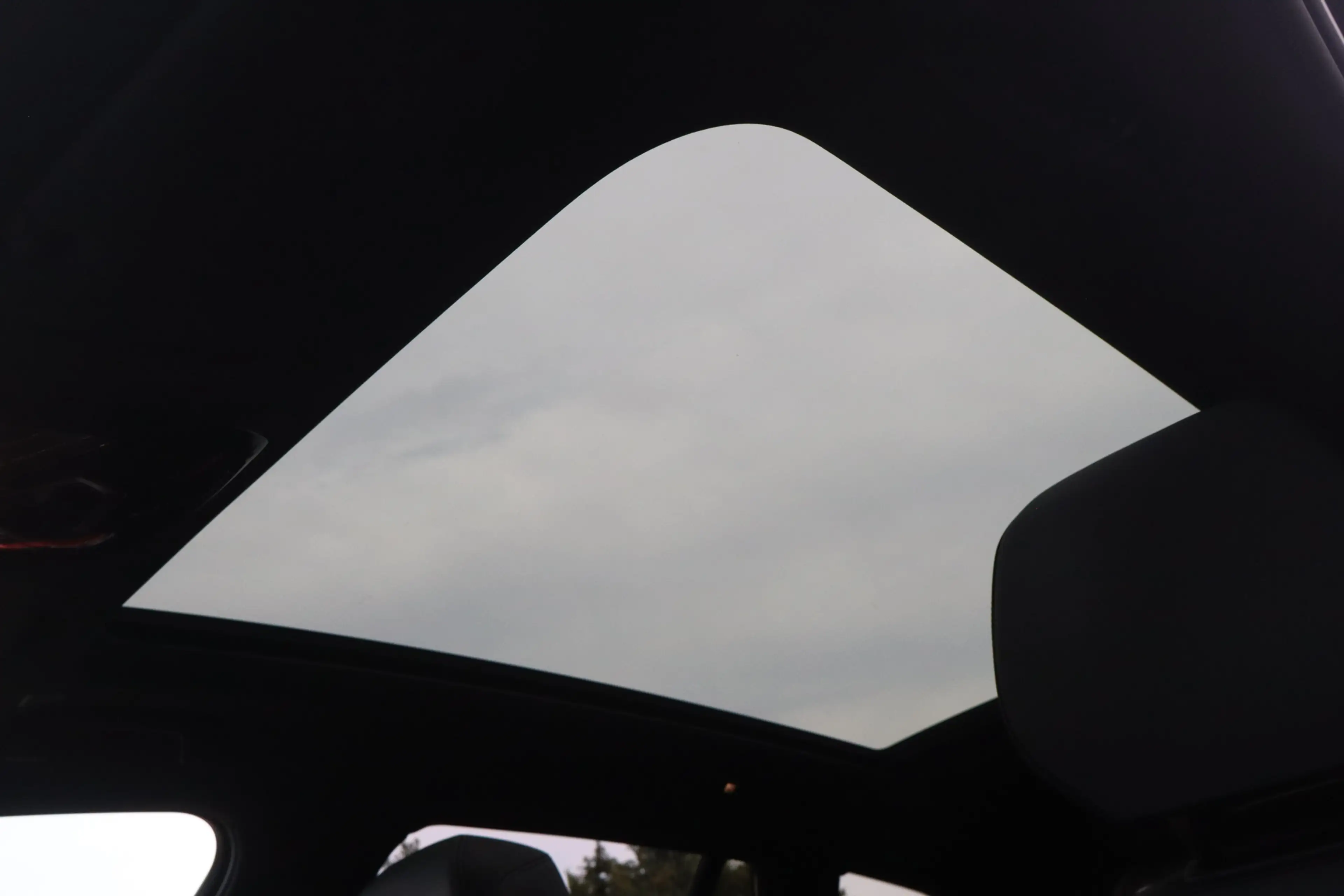BMW i5 Touring eDrive40 M Sport Edition 84 kWh - NL Auto! — photo 6