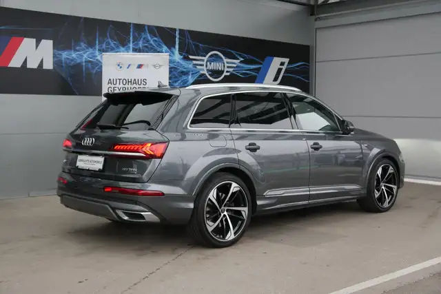 Audi Q7 55 TFSI S-line quattro *S line/7-Sitze/B&O Sound/RFK/Lenkradhzg* Ansicht 45