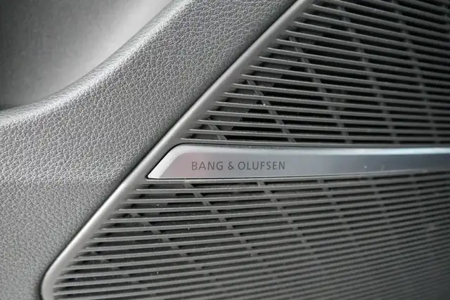 Audi Q7 55 TFSI S-line quattro *S line/7-Sitze/B&O Sound/RFK/Lenkradhzg* Ansicht 12