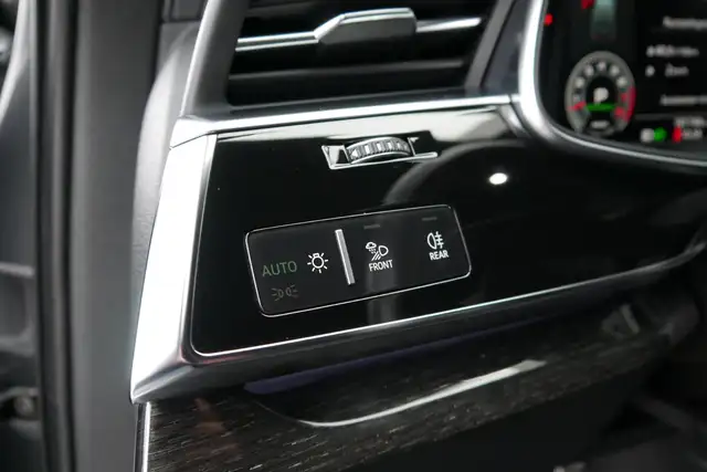 Audi Q7 55 TFSI S-line quattro *S line/7-Sitze/B&O Sound/RFK/Lenkradhzg* Ansicht 17