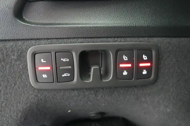 Audi Q7 55 TFSI S-line quattro *S line/7-Sitze/B&O Sound/RFK/Lenkradhzg* Ansicht 37