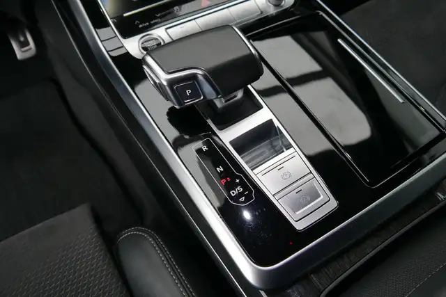 Audi Q7 55 TFSI S-line quattro *S line/7-Sitze/B&O Sound/RFK/Lenkradhzg* Ansicht 33