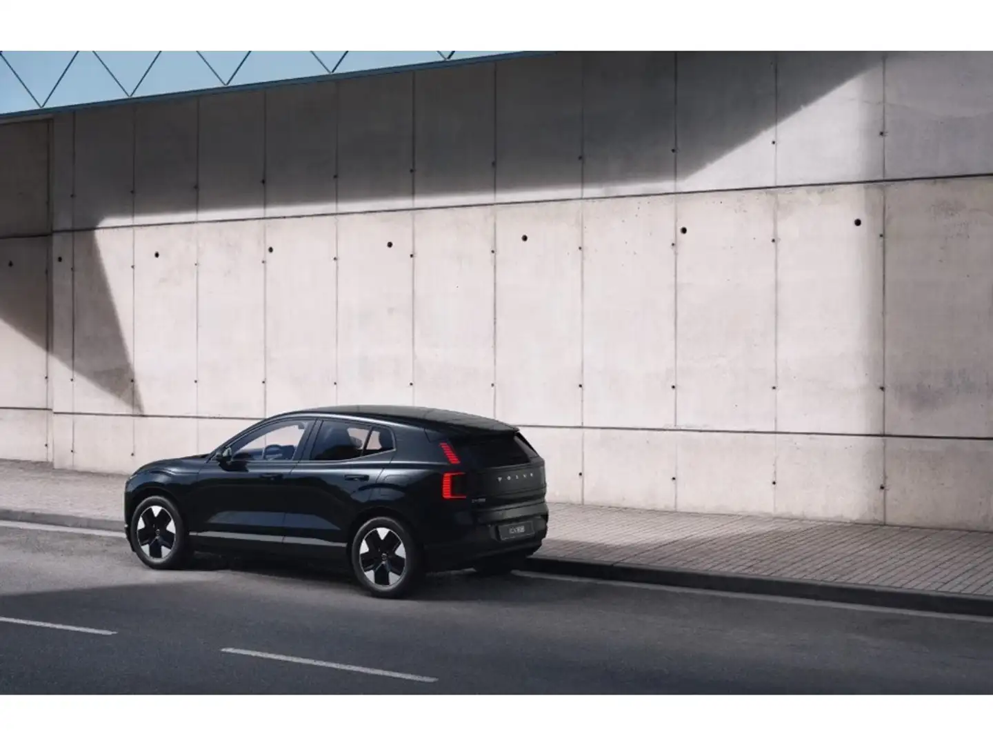 Volvo EX30 Core Single Motor Elektrisch Negru - 1