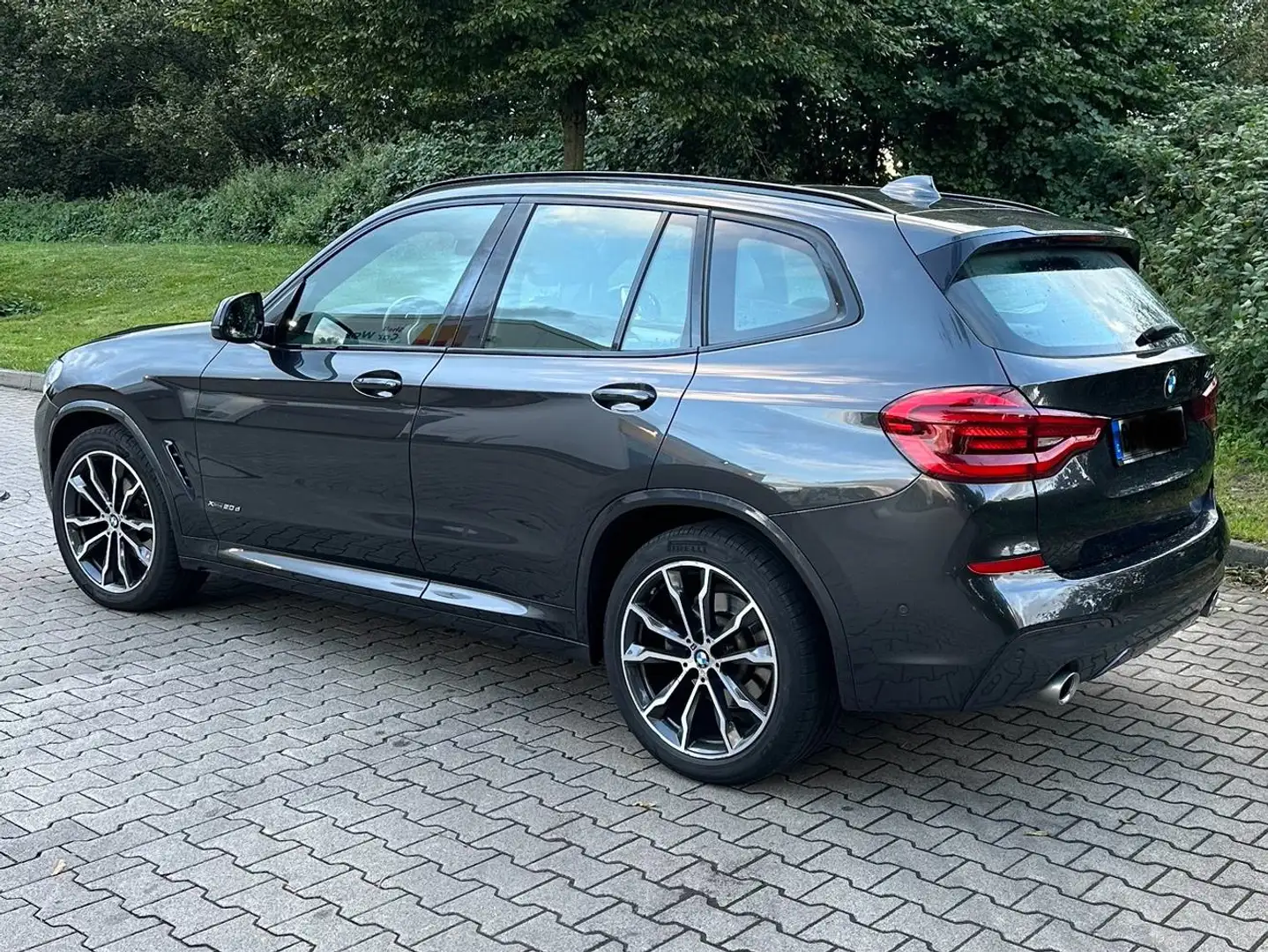 BMW X3 X3 xDrive20d Aut. Grau - 2
