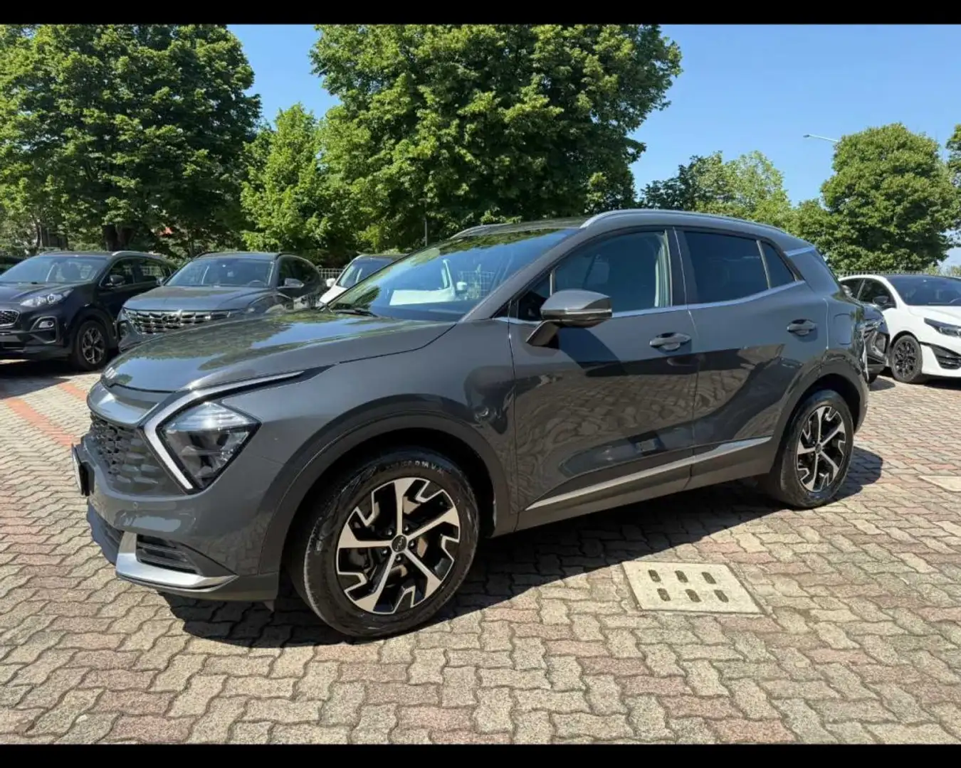 Kia Sportage 1.6 TGDi HEV AT Style Gris - 2