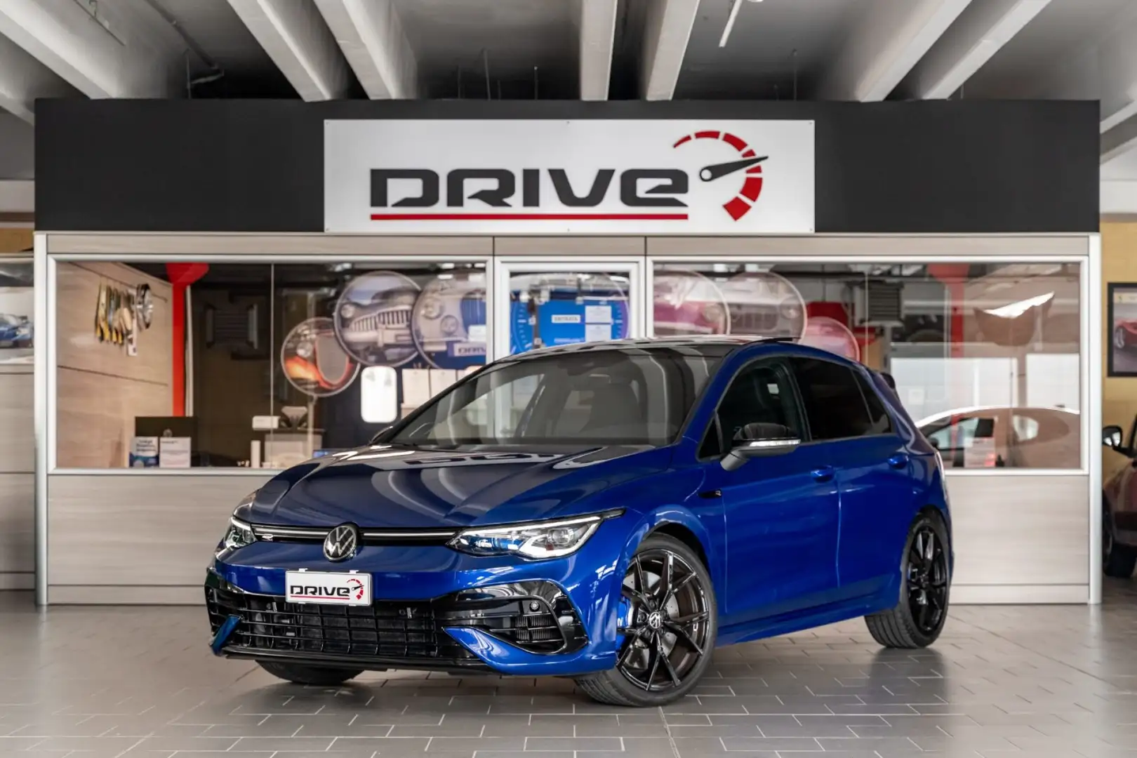 Volkswagen Golf R 2.0 TSI R DSG 4Motion Performance Modrá - 1