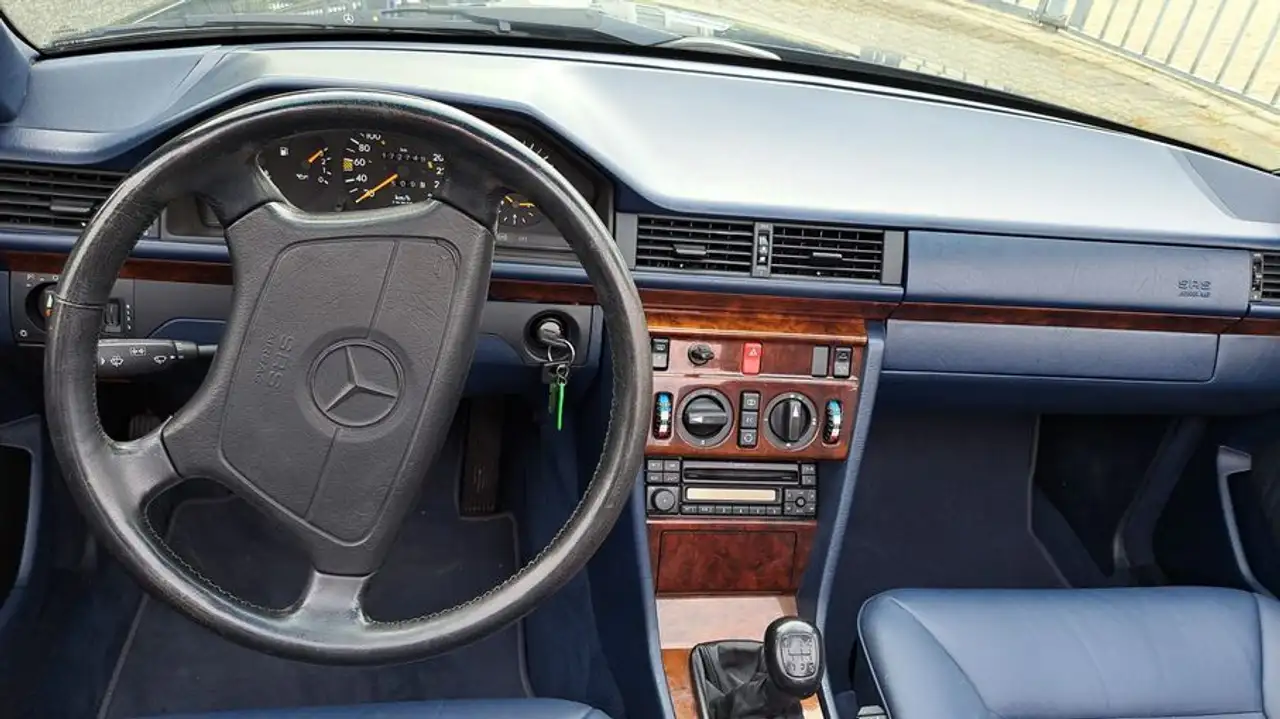 Mercedes-Benz CE 300 Cabrio 24 V Erstbesitz, Scheckheft, foto 7