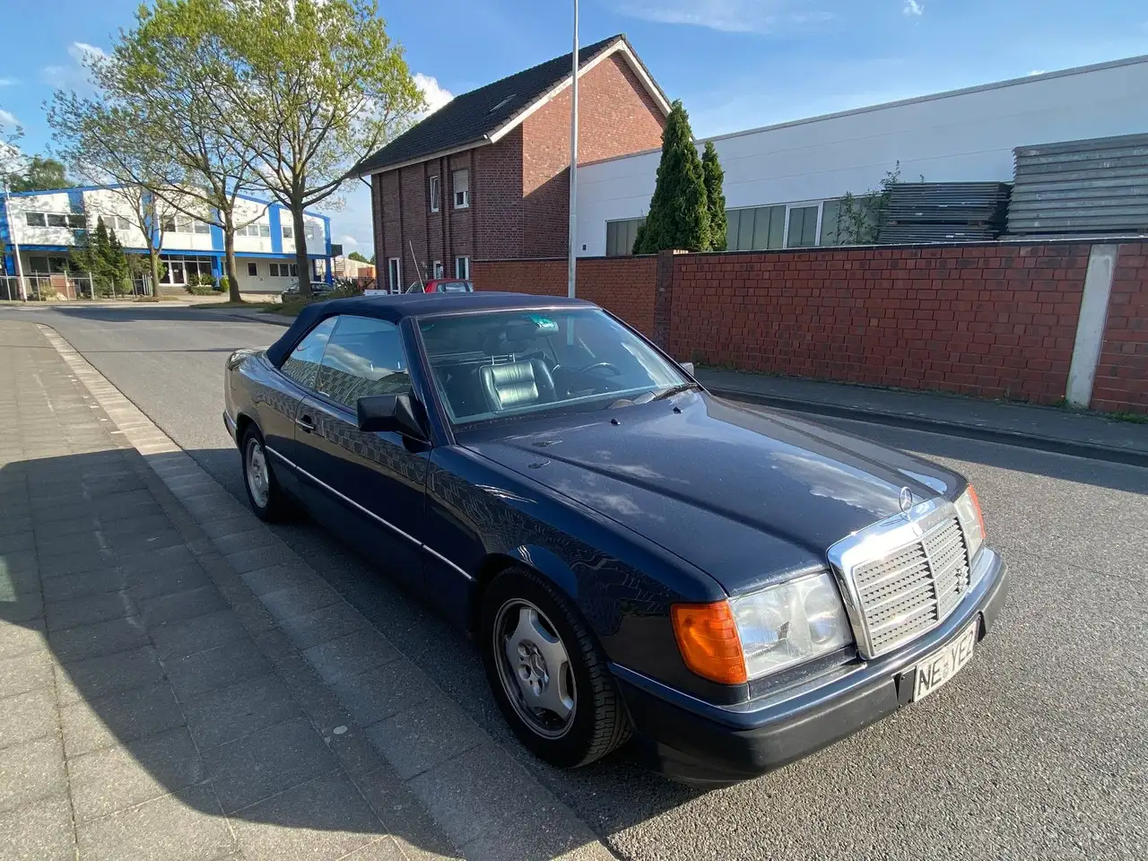 Mercedes-Benz CE 300