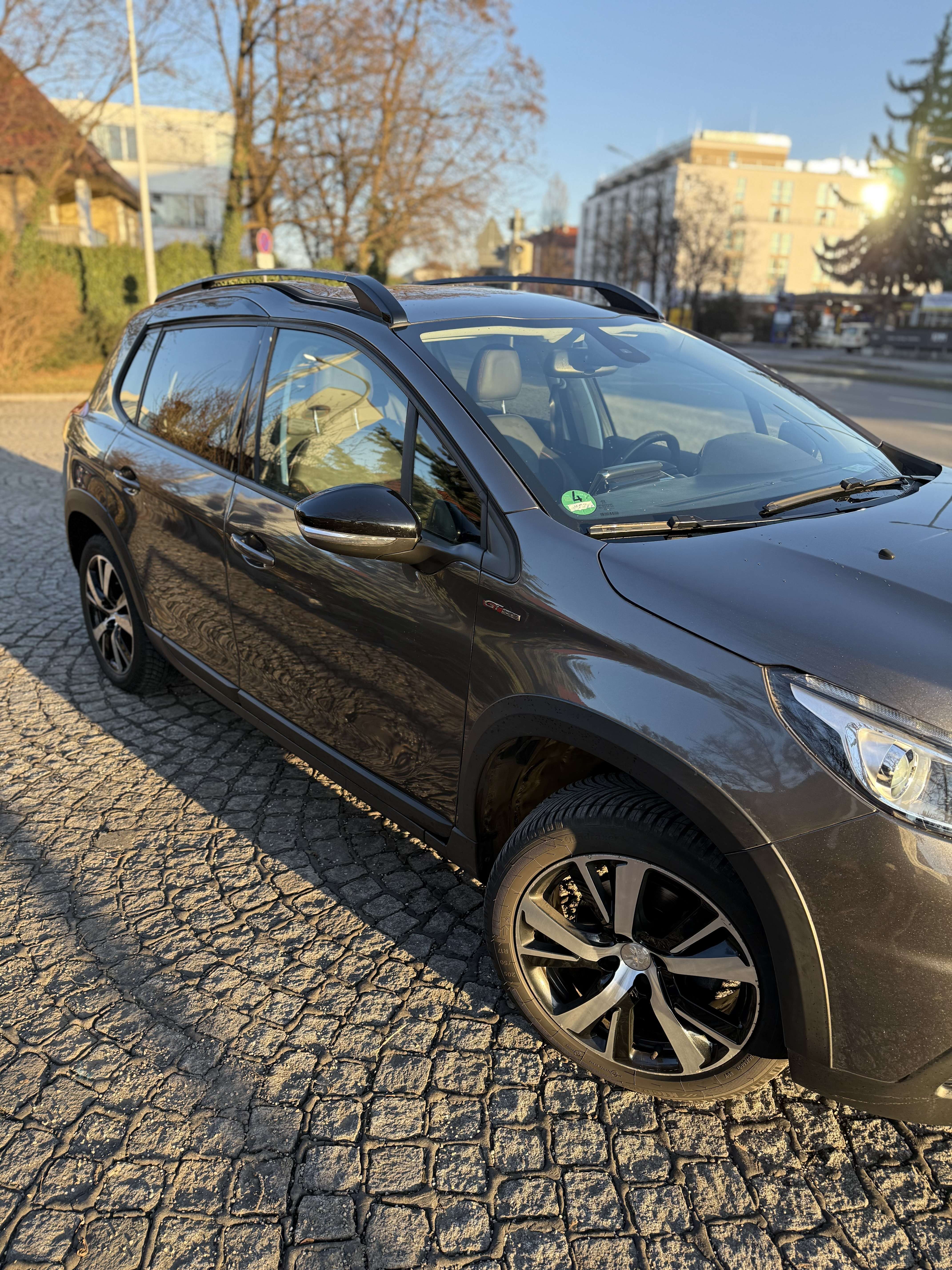 Second hand Peugeot 2008 1.2