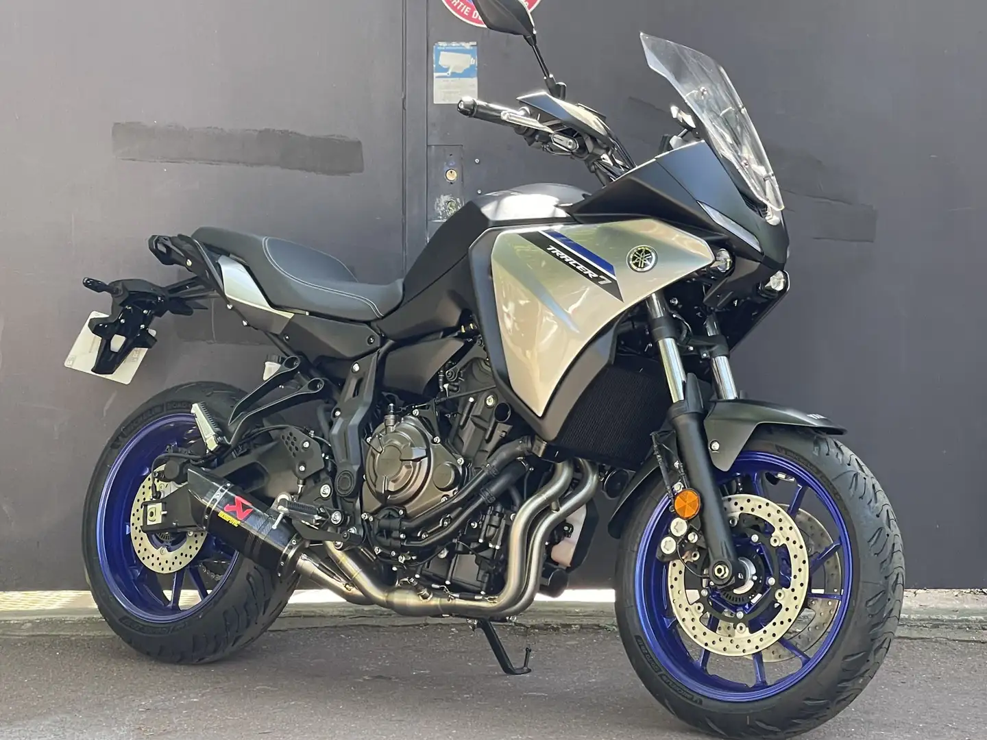 Yamaha Grijs - 2