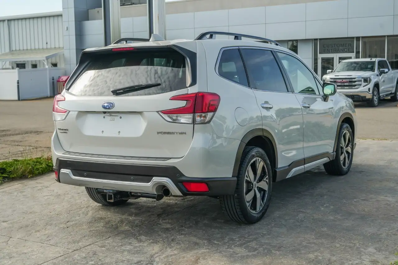 Subaru Forester снимка Subaru Forester