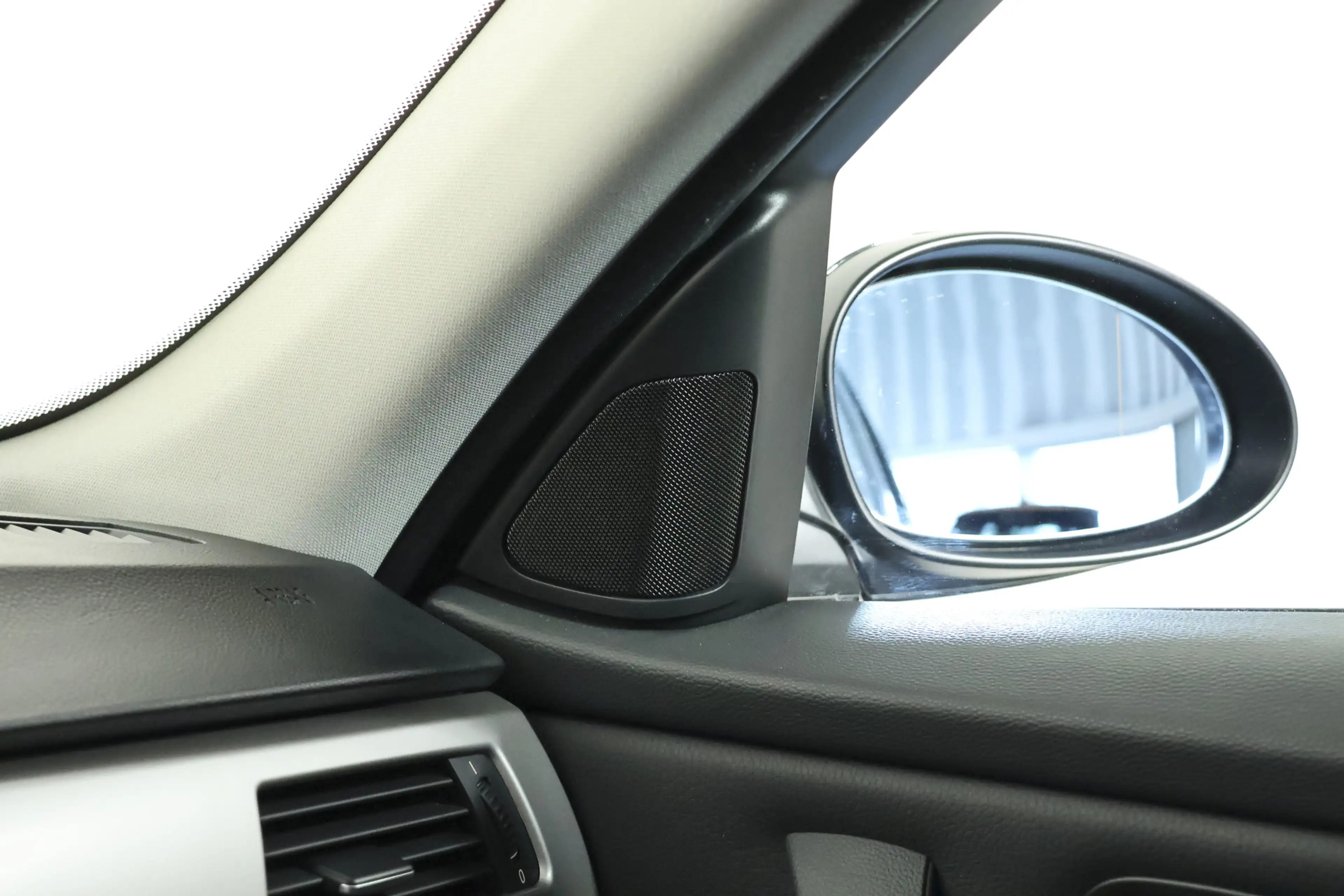 BMW 325 3 Serie 325xi xDrive Panorama / Opendak / Navigati — photo 16