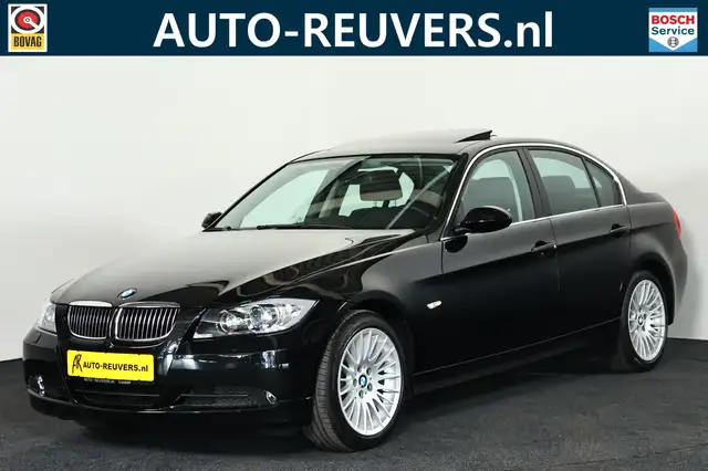 BMW 325 3 Serie 325xi xDrive Panorama / Opendak / Navigati